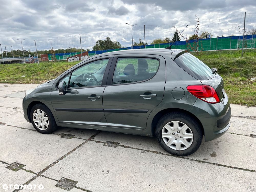 Peugeot 207 1.4 Trendy - 16