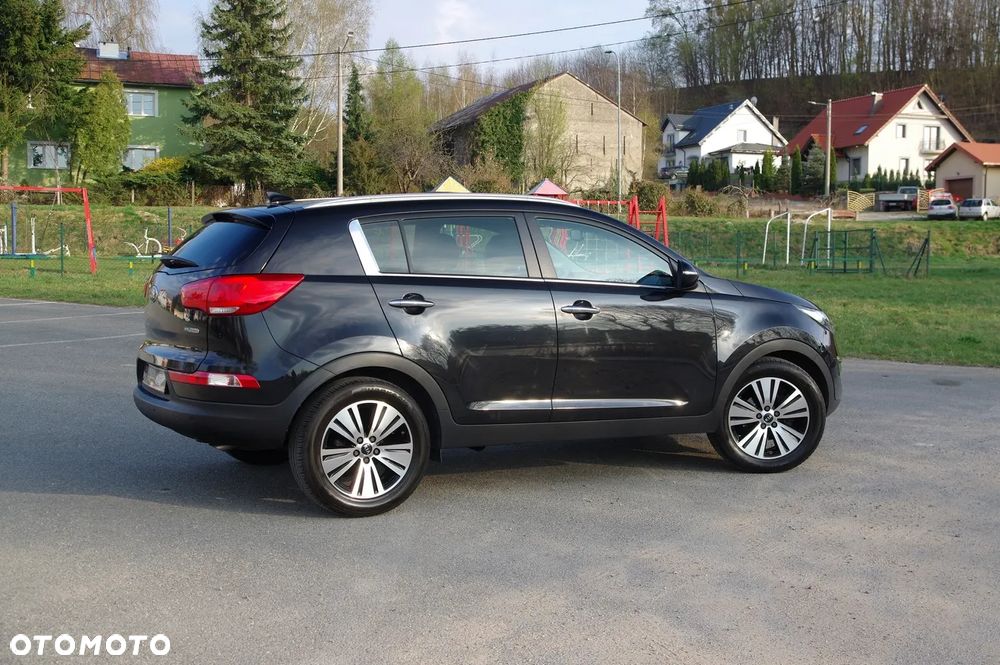 Kia Sportage 1.7 CRDI 2WD ISG Dream-Team Edition - 17