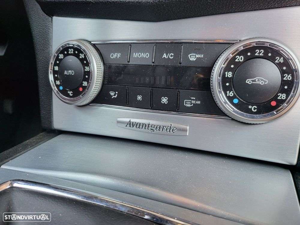 Mercedes-Benz C 220 - 17