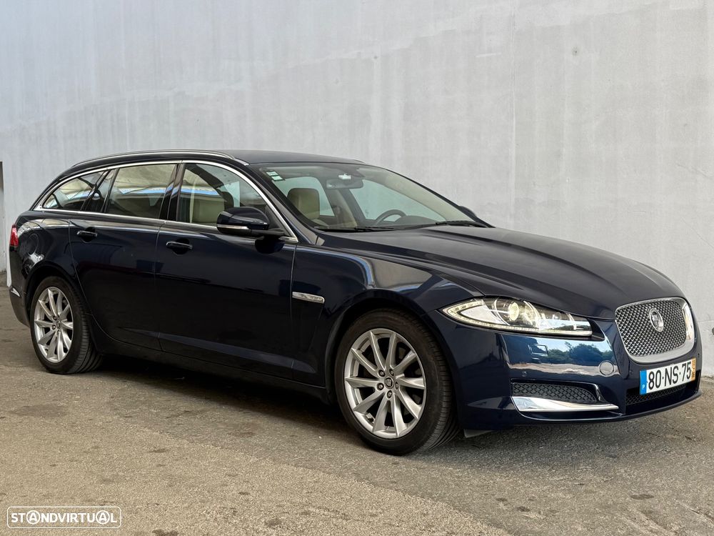 Jaguar XF Sportbrake 2.2 D Premium Luxury - 8