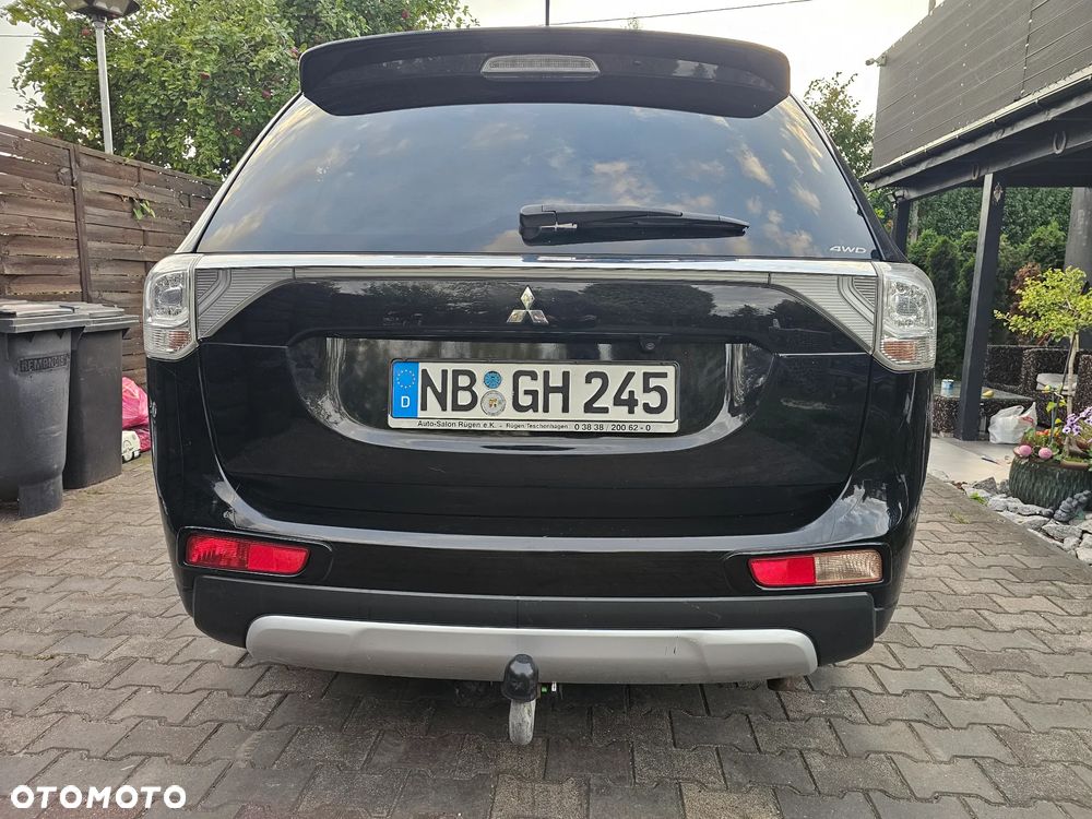 Mitsubishi Outlander 2.2 DI-D 4WD Diamant Edition - 4