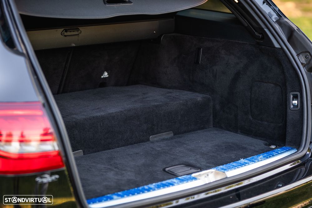 Mercedes-Benz C 300 de AMG Line - 15