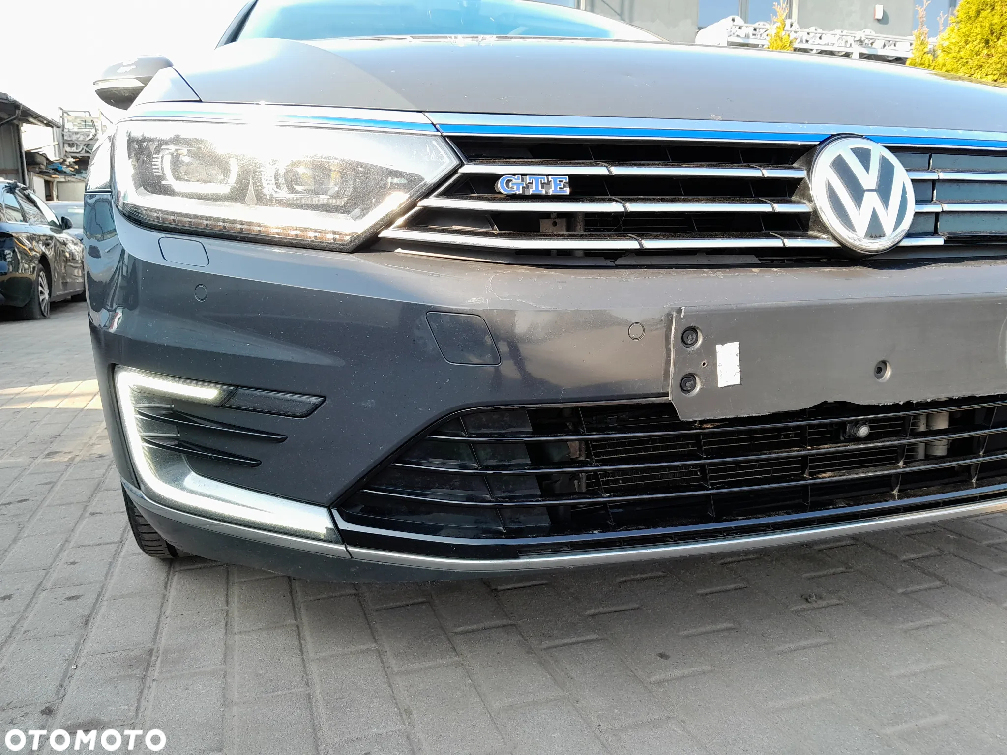 VW PASSAT B8 GTE HYBRID ZDERZAK PRZEDNI PRZÓD SPRYSKI PARKTRONIC PDC KOLOR: LI7F - 10