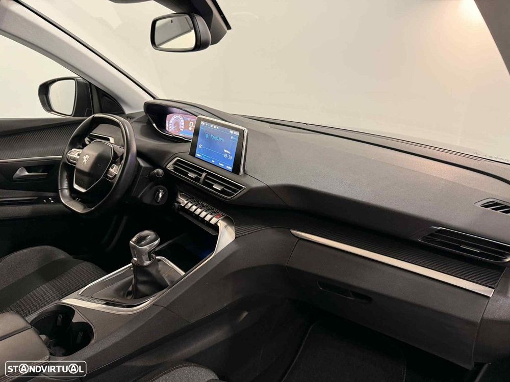 Peugeot 3008 1.5 BlueHDi Active - 11