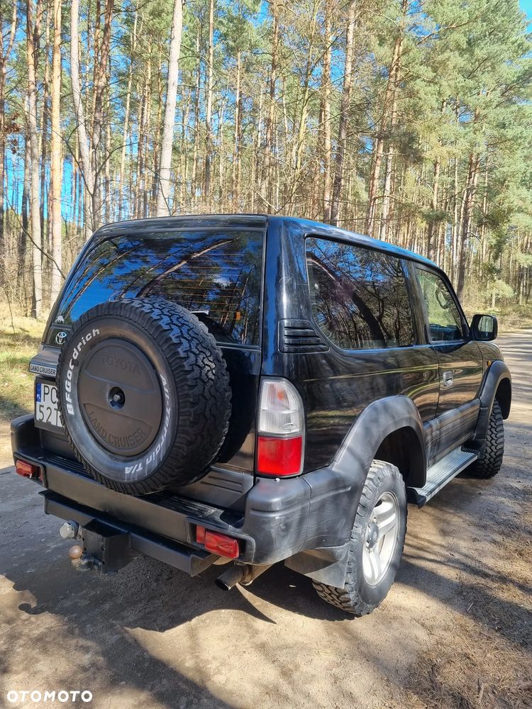 Toyota Land Cruiser - 33