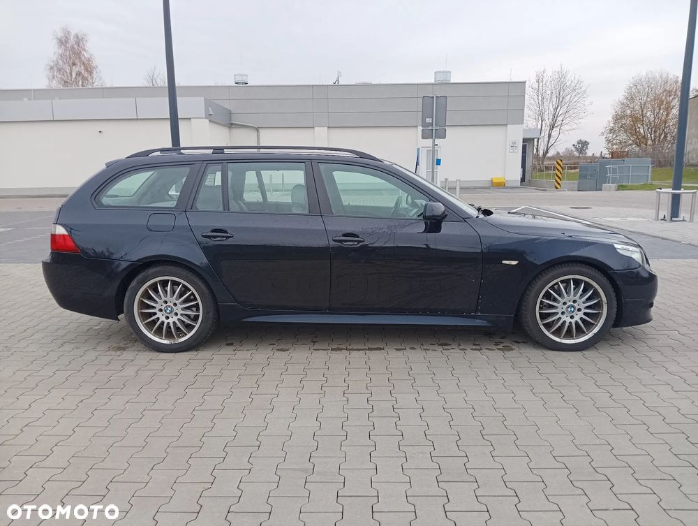 BMW Seria 5 530d Touring - 3