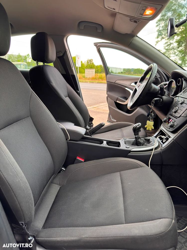 Opel Insignia 2.0 CDTi ECOTEC - 14
