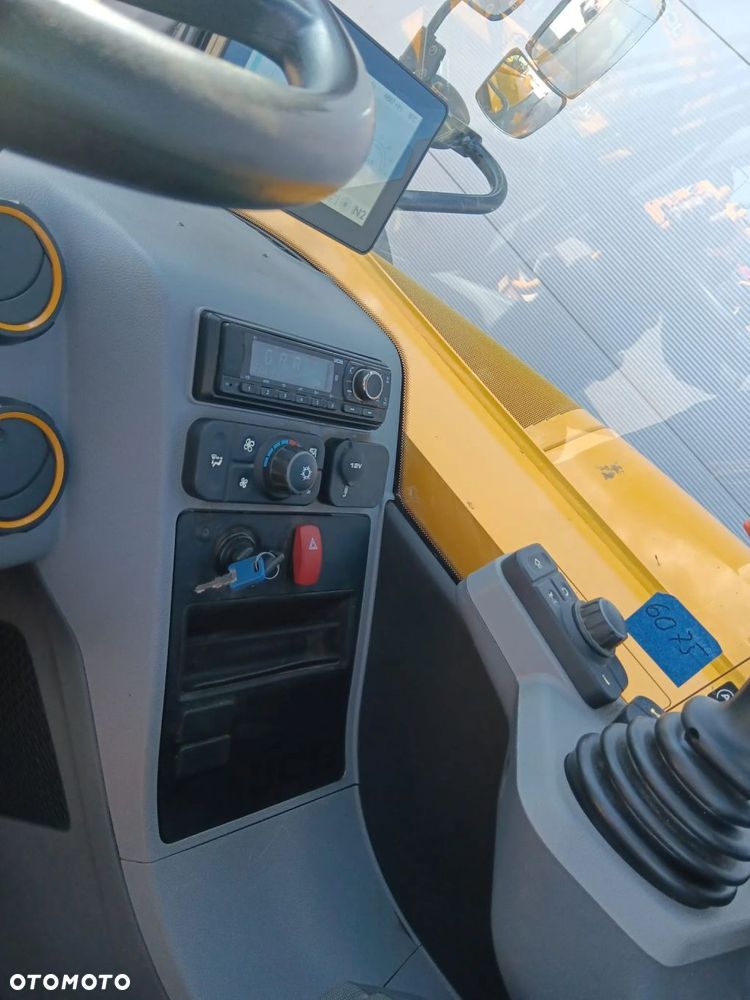 JCB 532-70 IND Plus - 14