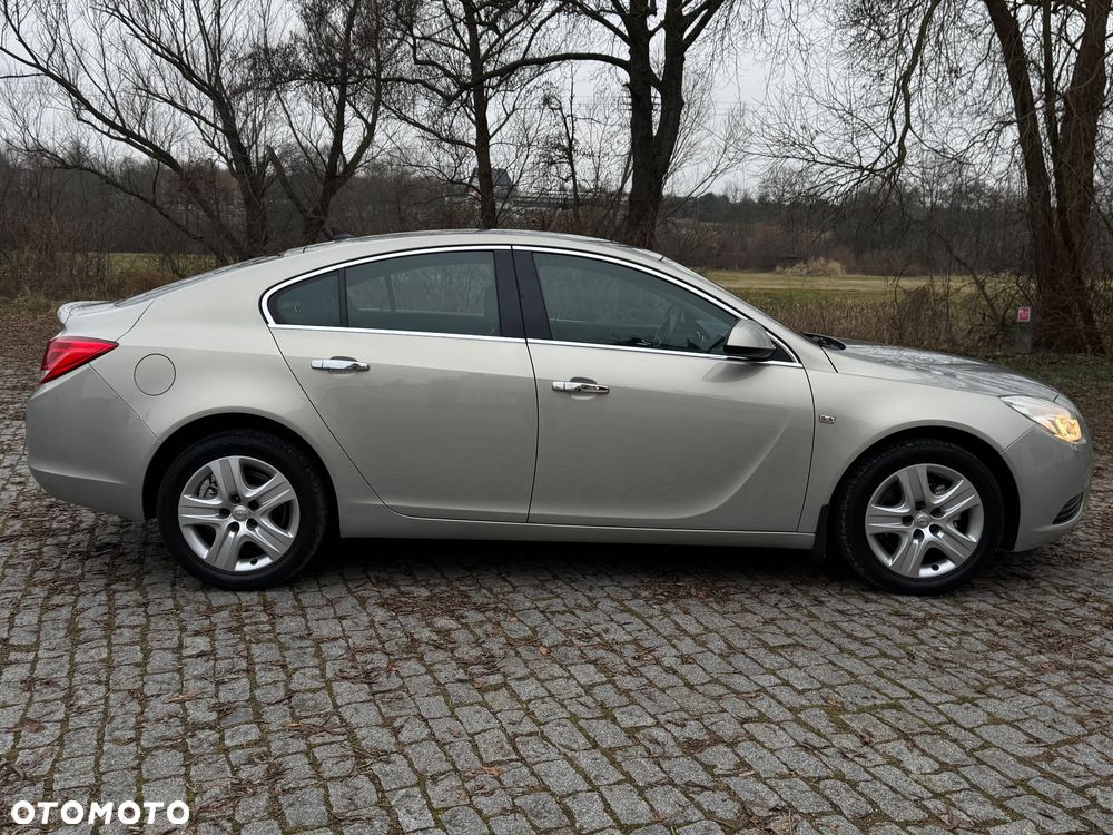Opel Insignia 1.6 Design Edition - 15