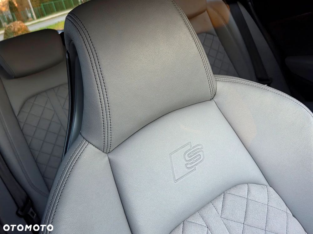 Audi A4 Avant 35 TFSI S tronic S line - 6