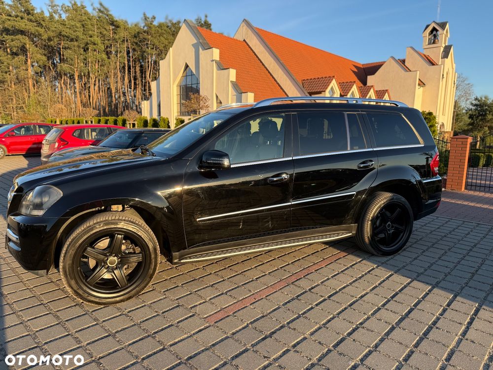 Mercedes-Benz GL 450 - 6