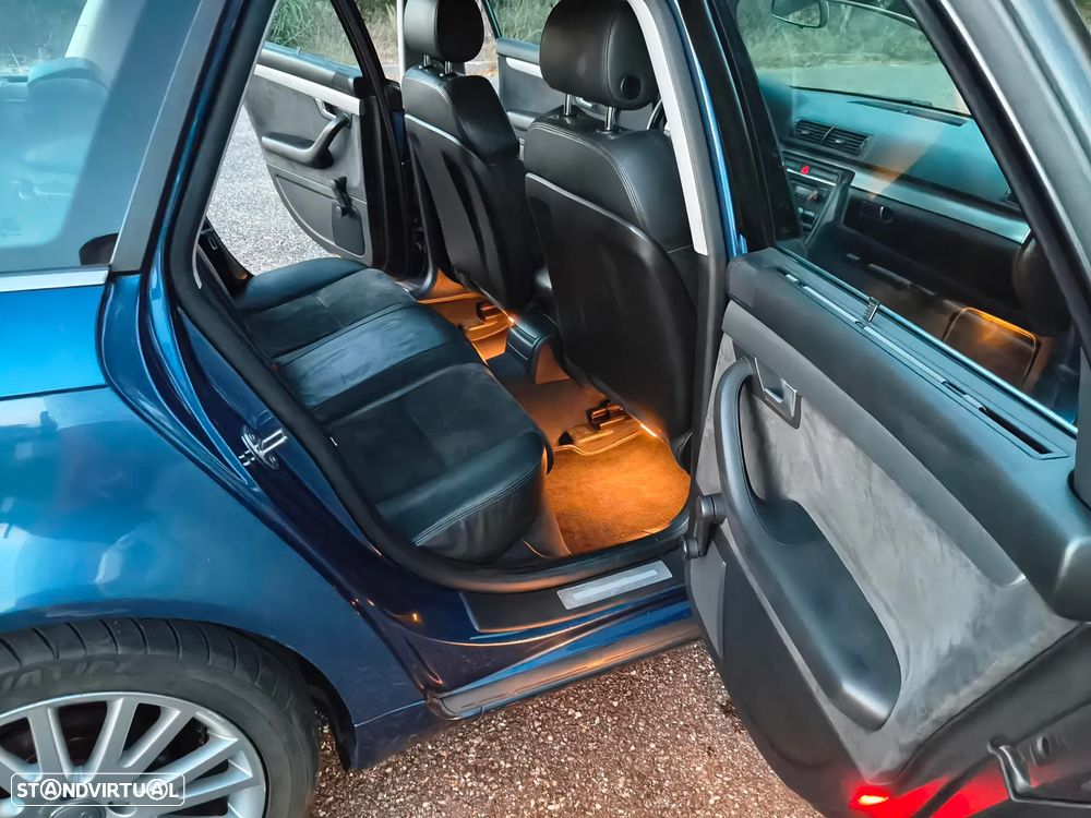 Audi A4 Avant 2.0 TDI Advance - 7