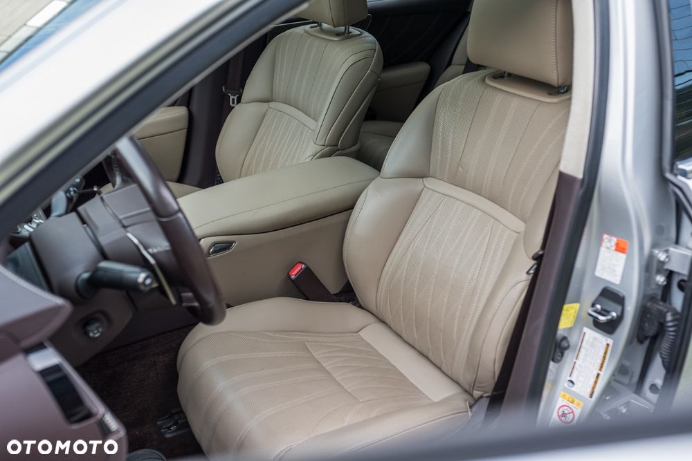 Lexus LS - 14