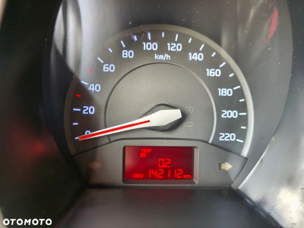 Kia Rio 1.2 L - 11