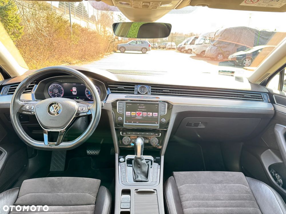 Volkswagen Passat 2.0 TSI BMT 4Mot Highline DSG - 20