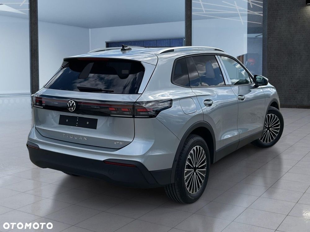 Volkswagen Tiguan 1.5 eTSI Life Plus DSG - 11