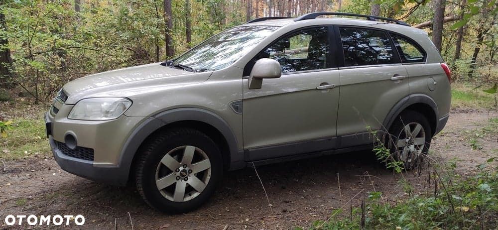 Chevrolet Captiva 2.0 d LT medium - 15