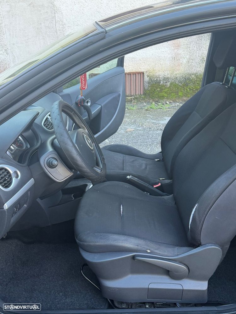 Renault Clio 1.2 16V Pack - 9