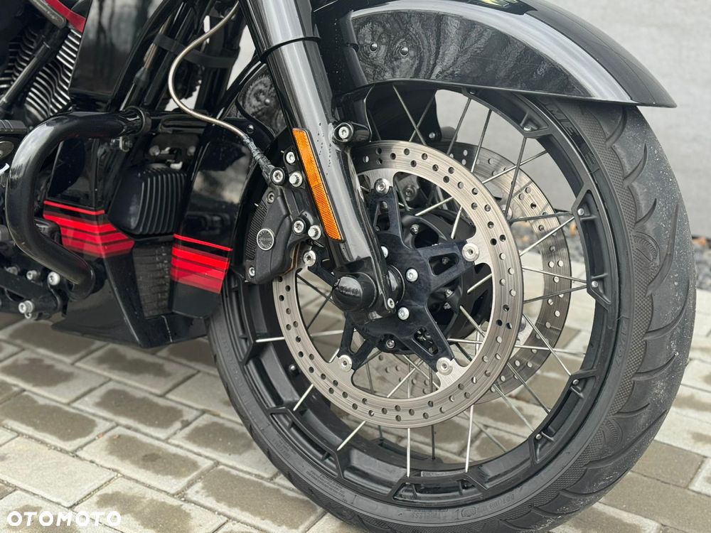 Harley-Davidson Touring Road Glide - 7
