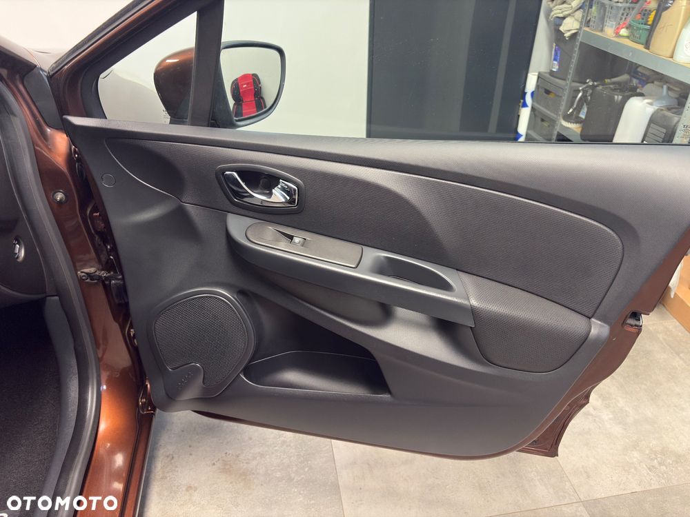 Renault Clio - 13