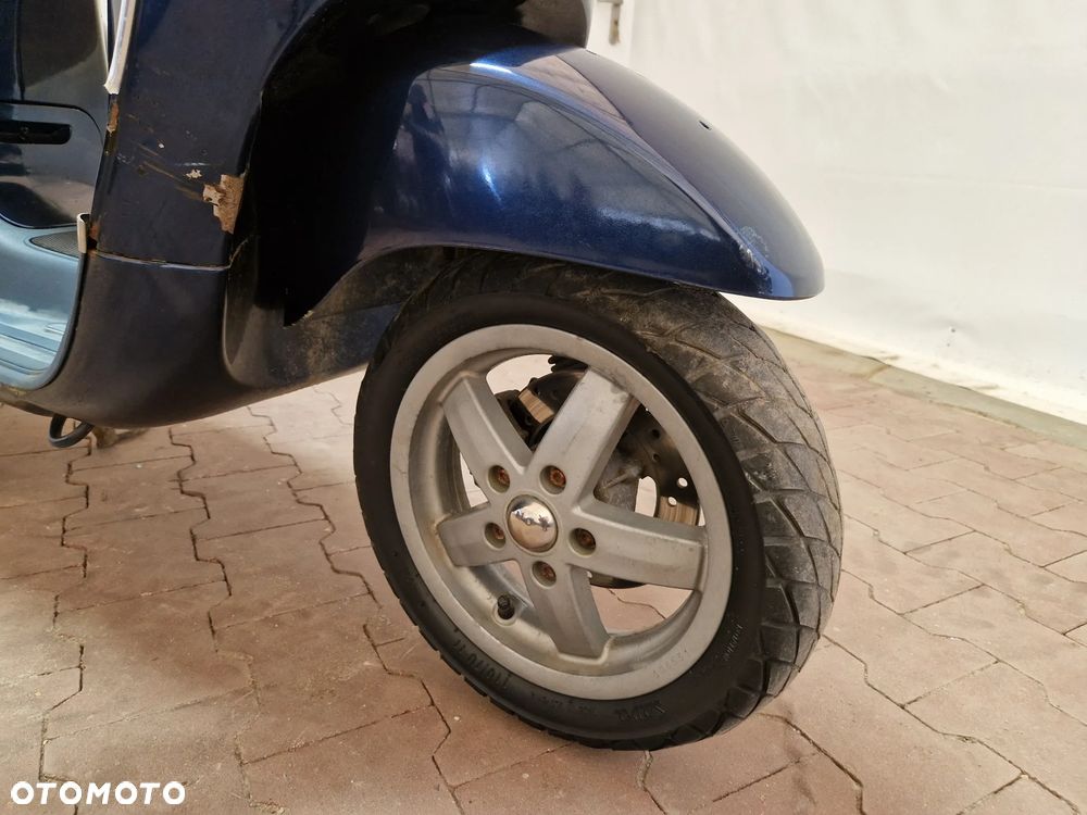 Piaggio Vespa - 14