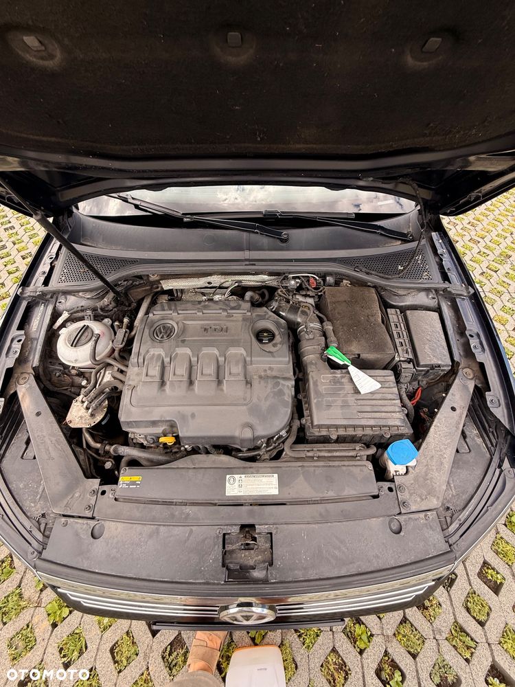 Volkswagen Passat 2.0 TDI BMT Highline DSG - 19