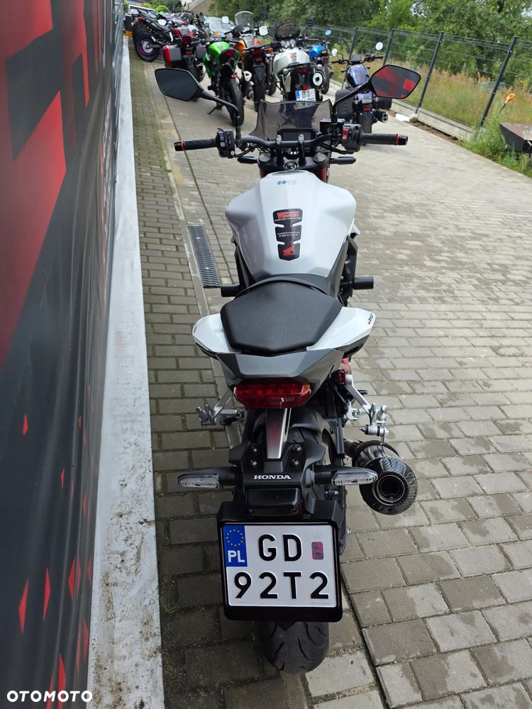 Honda Hornet - 28