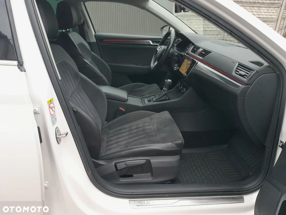 Skoda Superb ver-2-0-tdi-style - 12