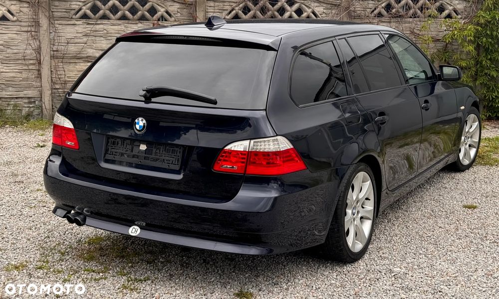 BMW Seria 5 525xi - 16