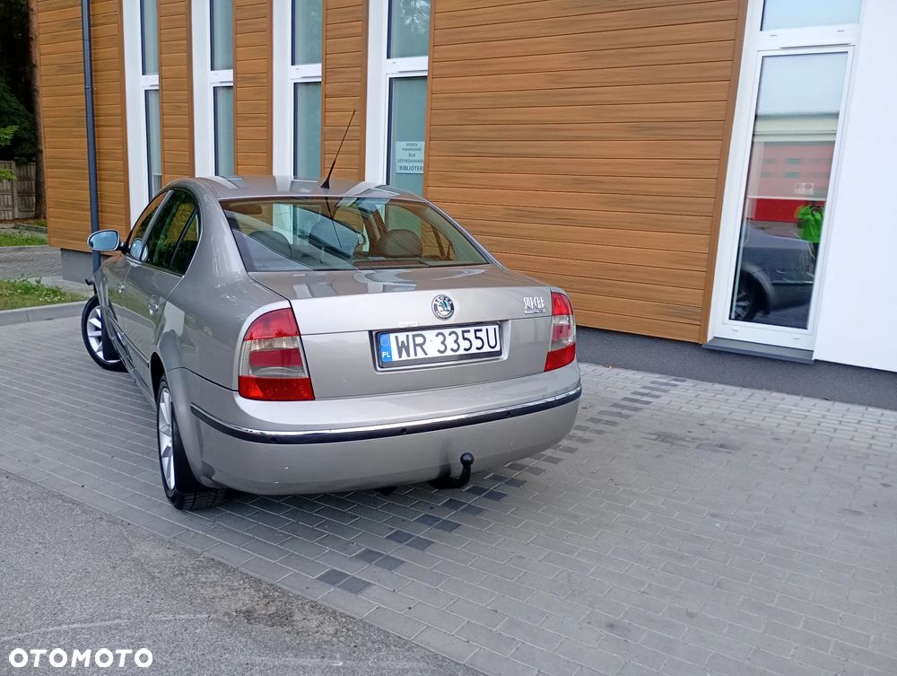 Skoda Superb 2.0 TDI DPF Platinum - 25
