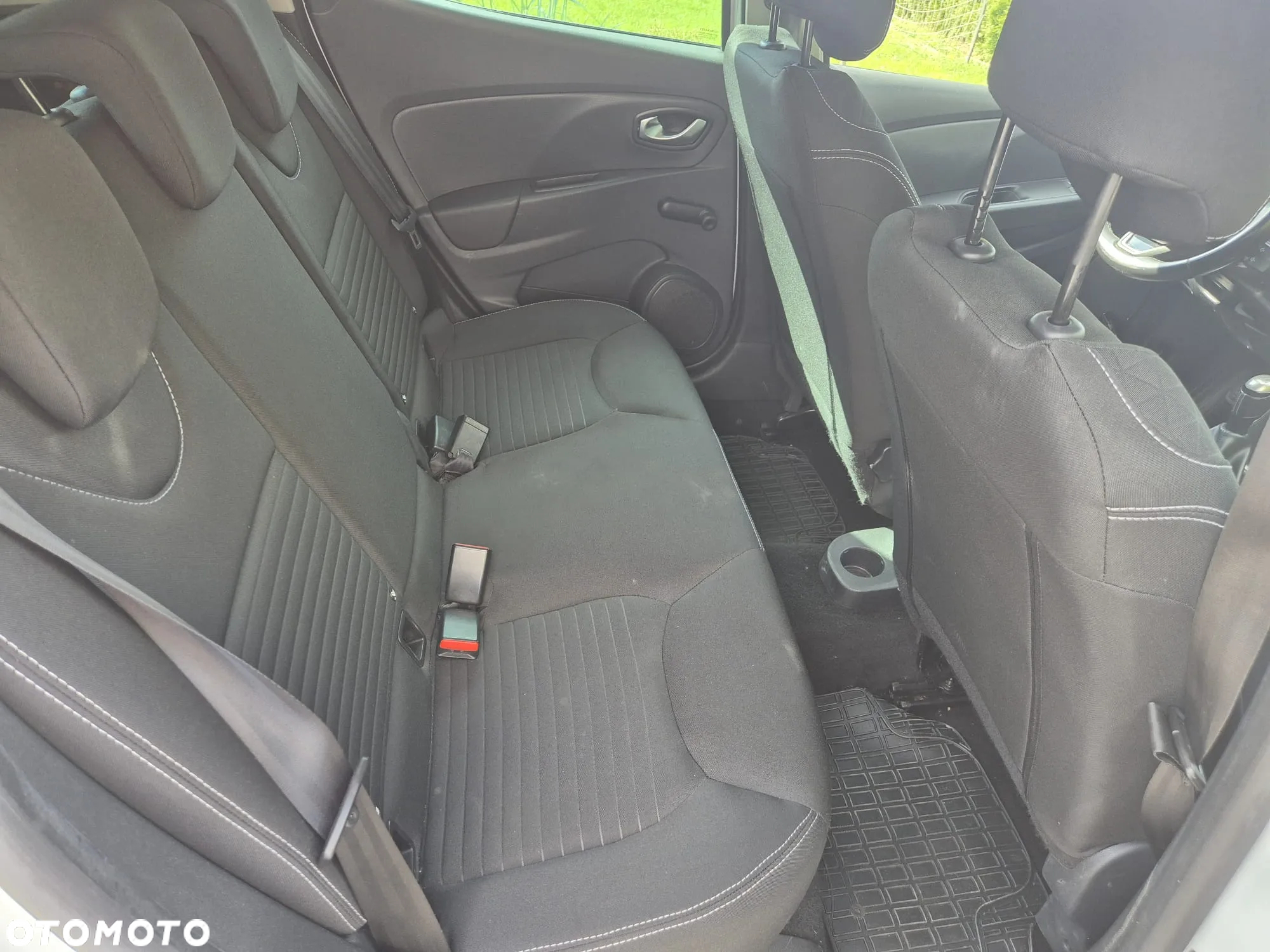 Renault Clio 1.2 16V 75 LIMITED - 18