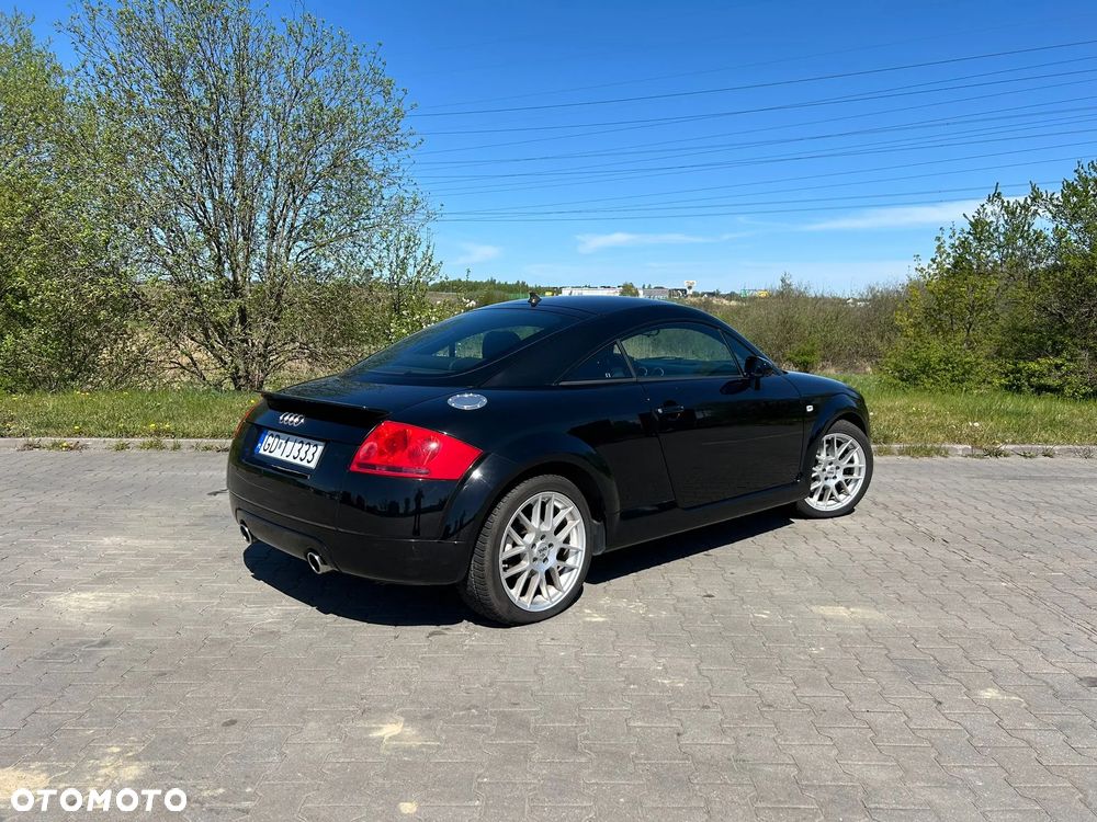 Audi TT Coupé 1.8T Quattro - 5