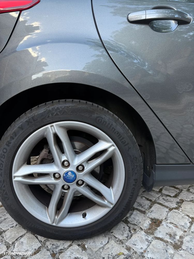 Ford Focus 1.5 TDCi Titanium - 12
