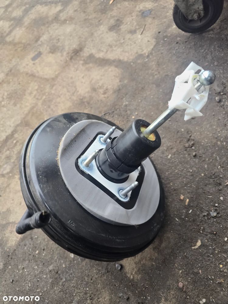 Servo vw 6C1 614 105 E - 3