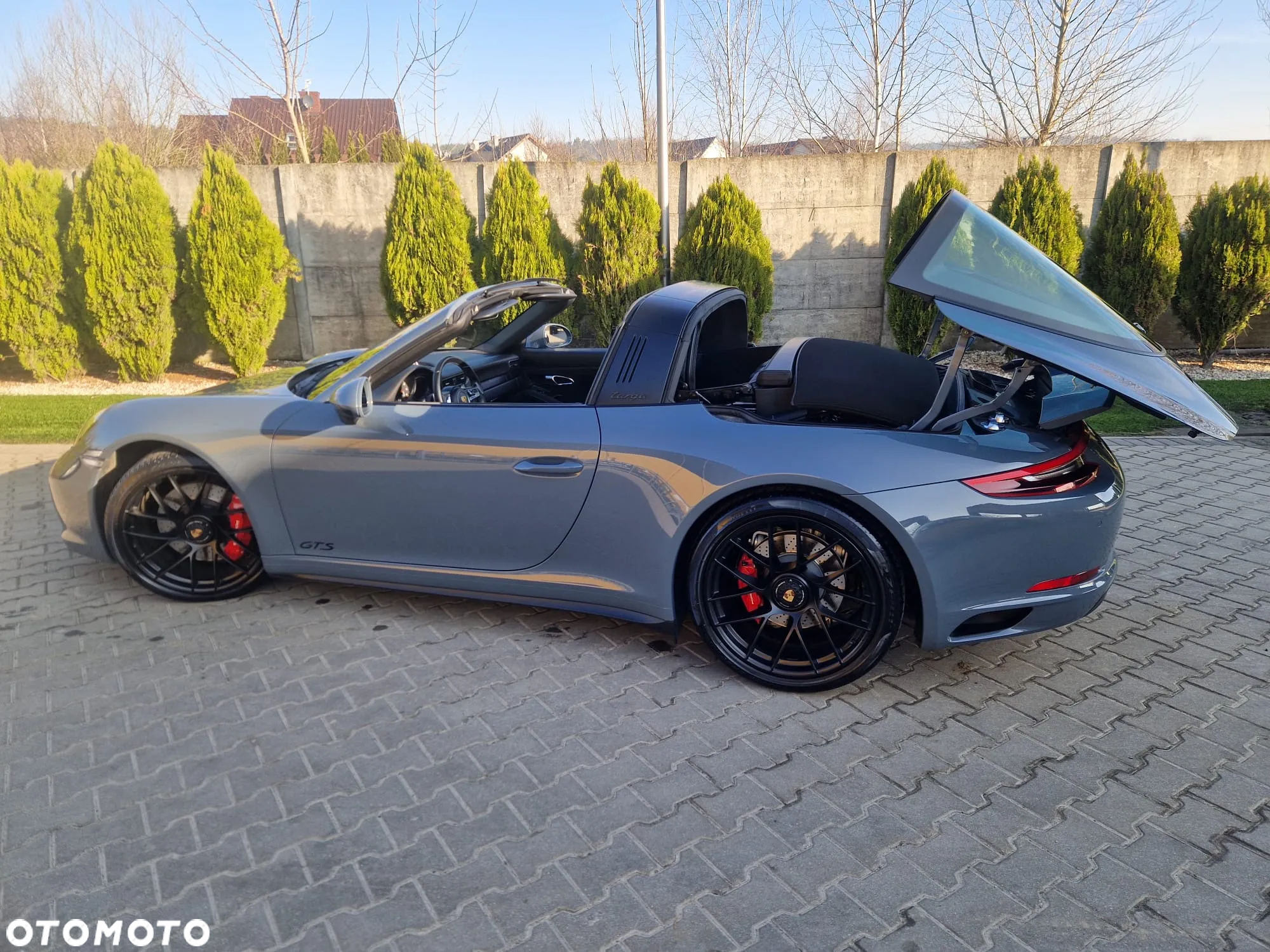 Porsche 911 Targa 4 GTS PDK - 11