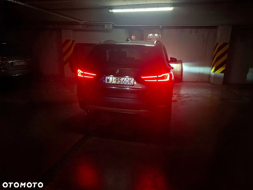 BMW X1 sDrive18i Sport Line - 15