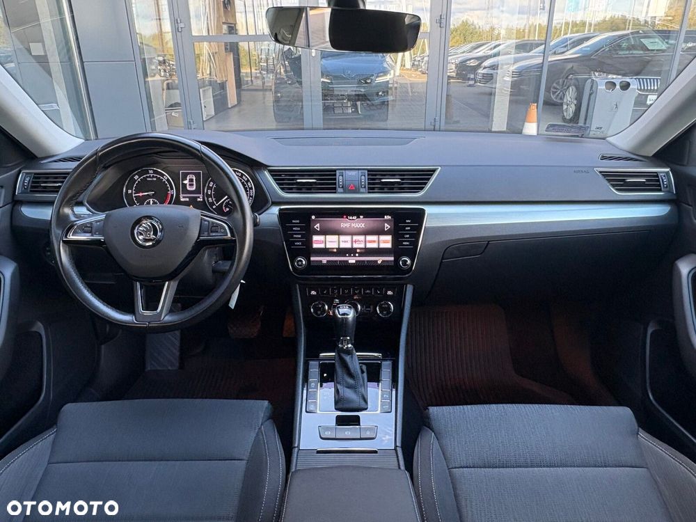 Skoda Superb 2.0 TDI SCR Ambition DSG - 10