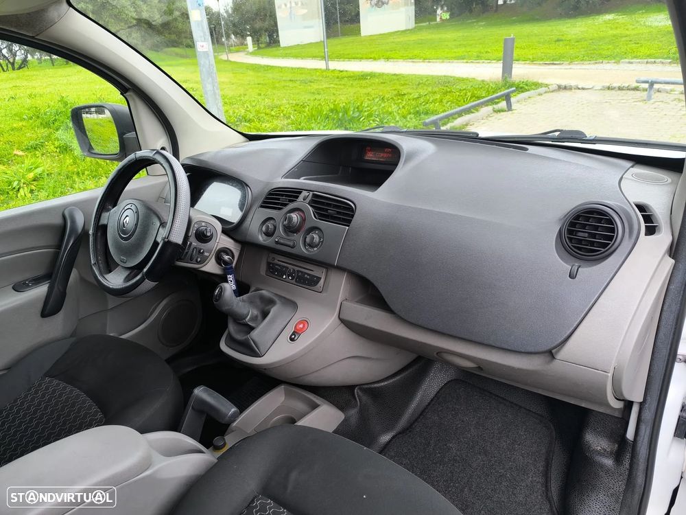 Renault Kangoo 1.5 - 12