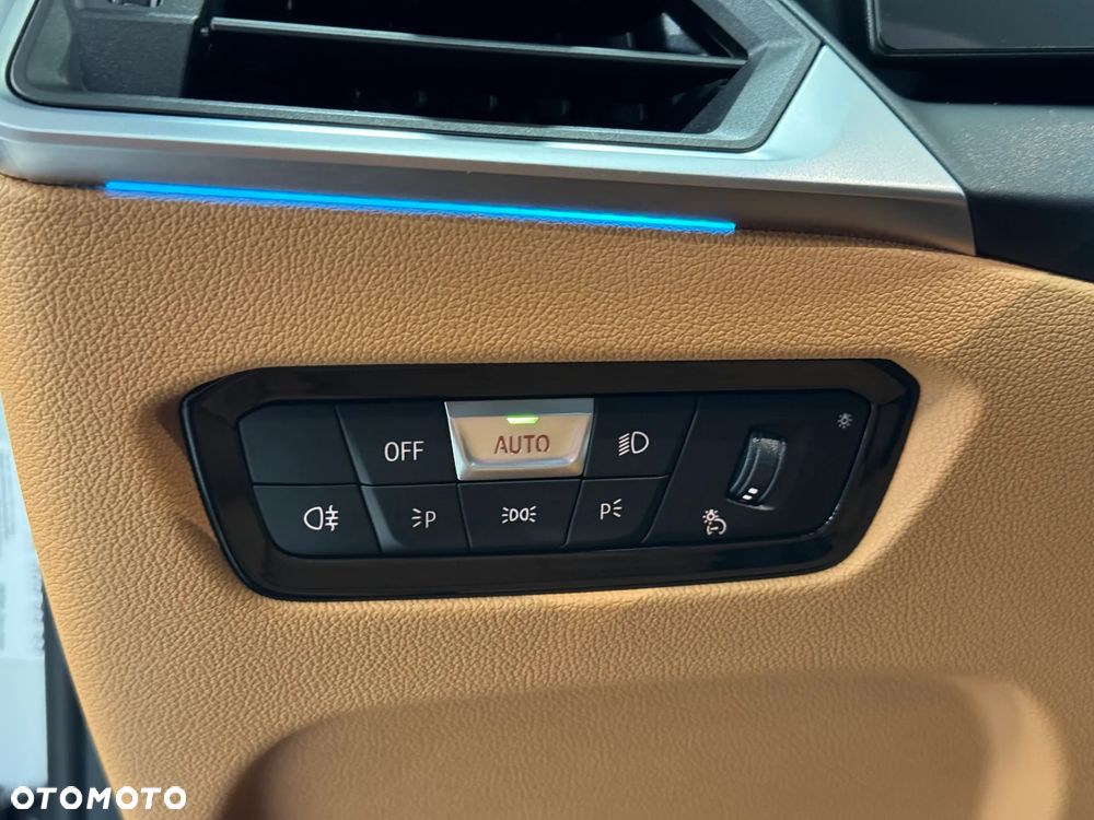 BMW Seria 3 - 22