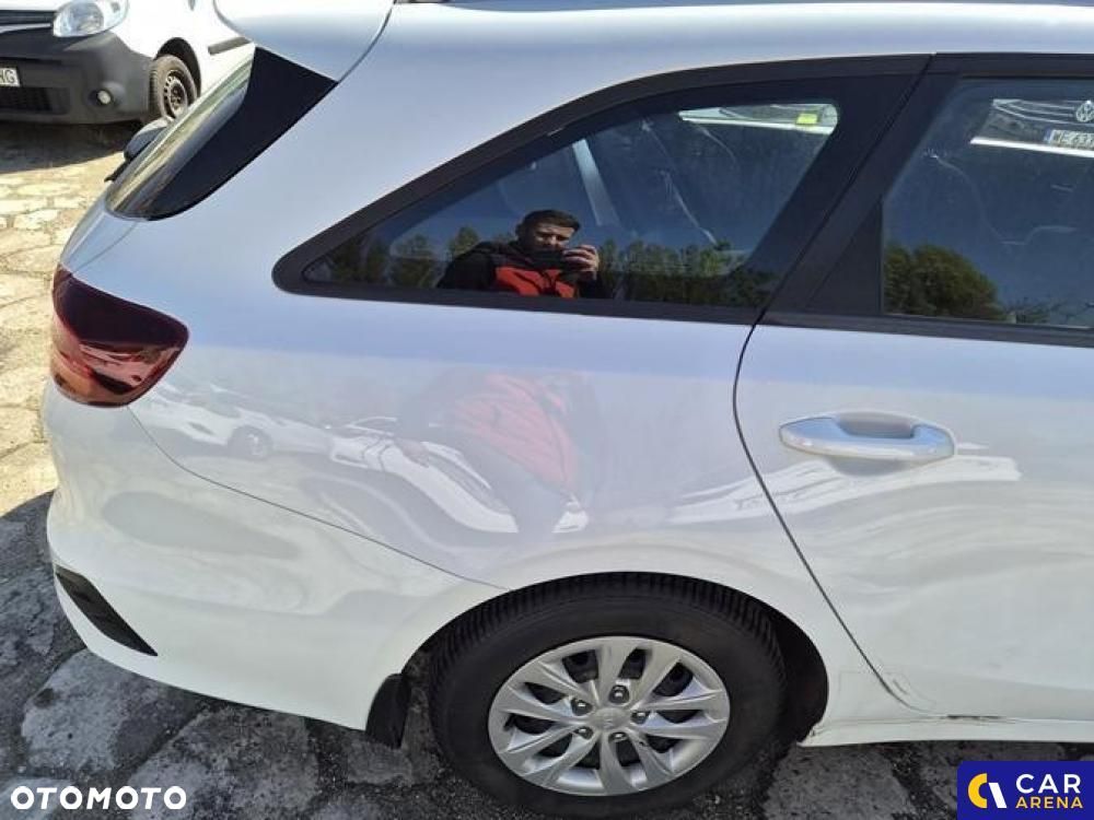 Kia Ceed - 22