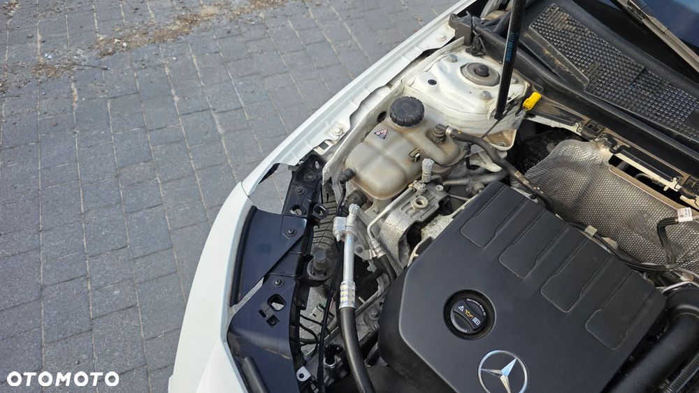 Mercedes-Benz Klasa A 200 Advanced Progressive - 32