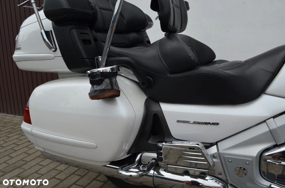 Honda GL - 11