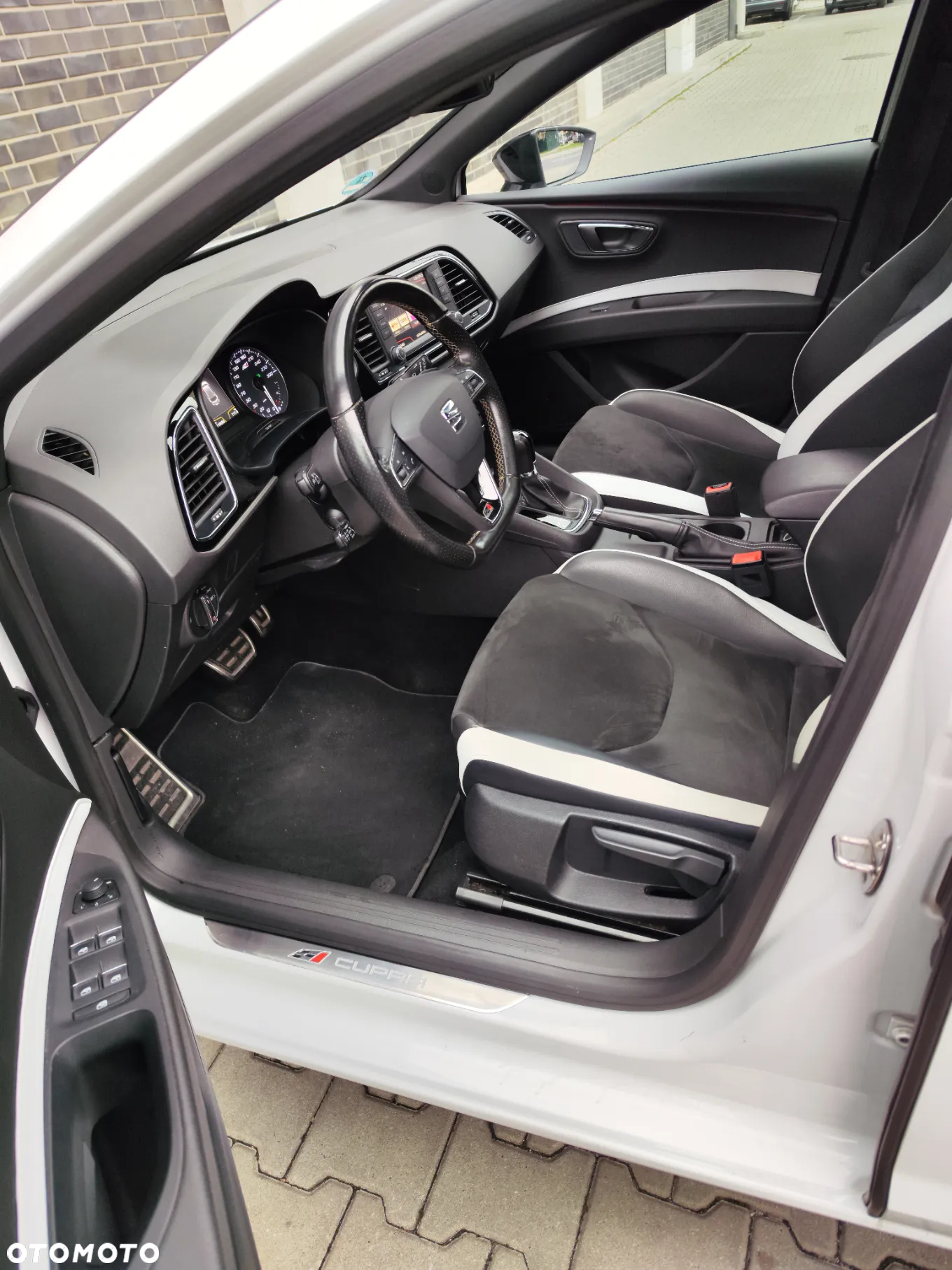 Seat Leon 2.0 TSI Cupra S&S 290 DSG - 13