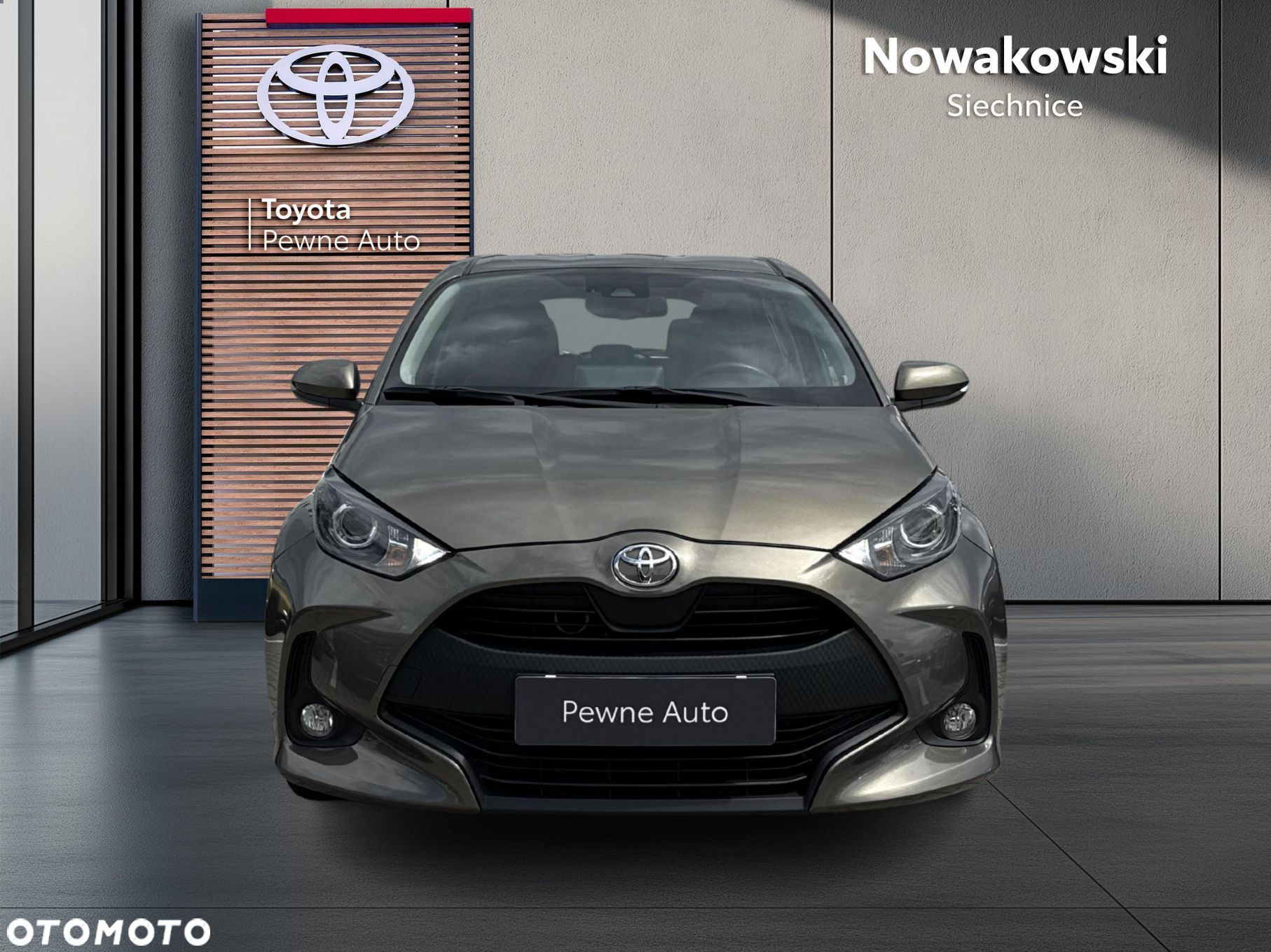 Toyota Yaris - 8