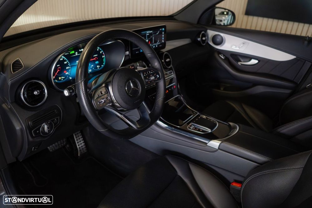 Mercedes-Benz GLC 300 de Coupe 4Matic 9G-TRONIC AMG Line - 3