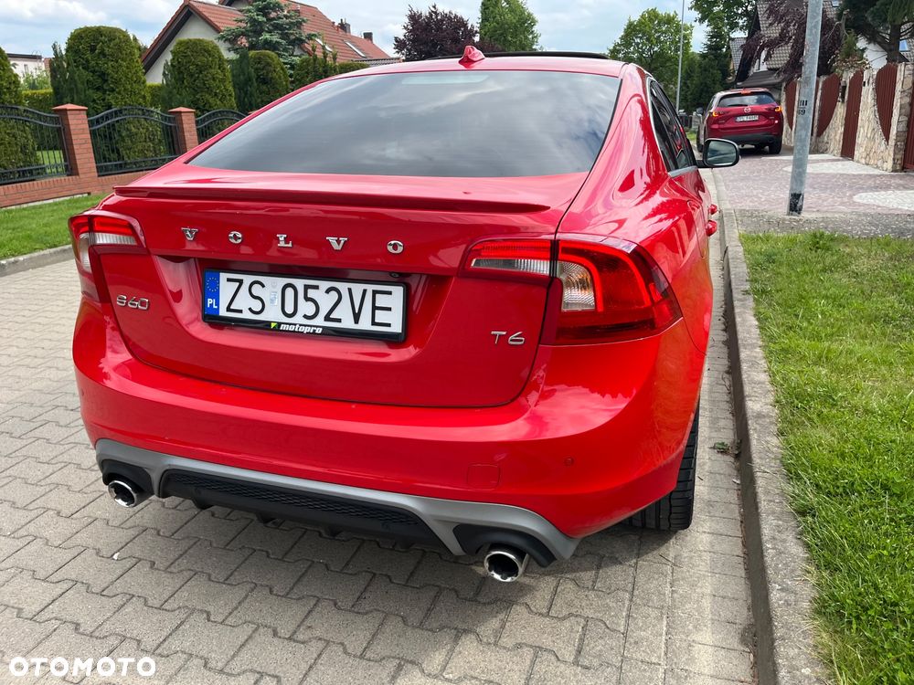 Volvo S60 T6 Drive-E R-Design Summum - 8