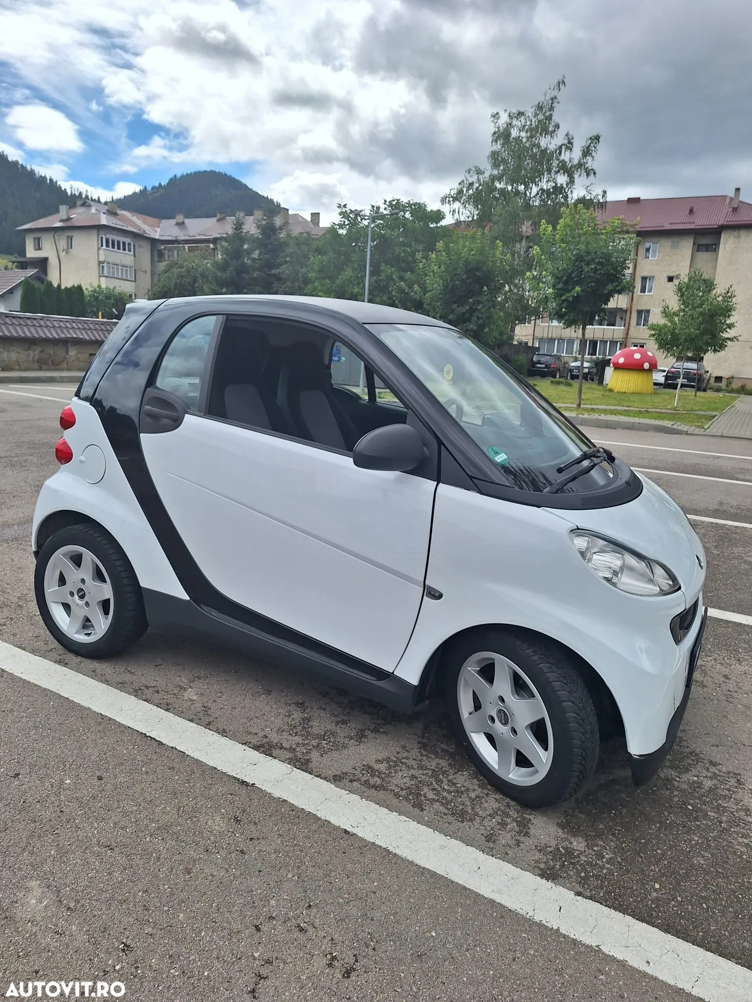 Smart Fortwo coupe 1.0 Micro Hybrid Drive pure Aut - 2
