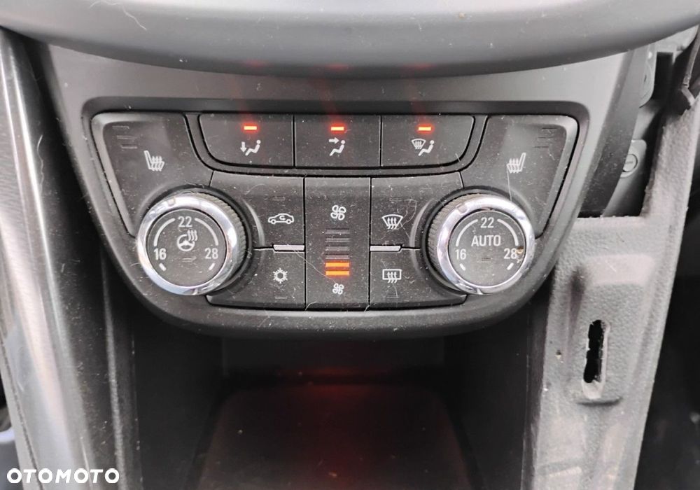 Opel Zafira - 17