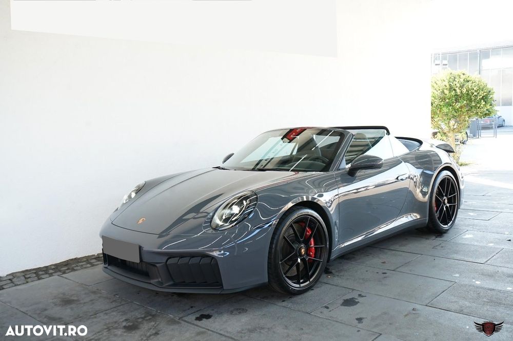 Porsche 911 Carrera GTS T-Hybrid - 16