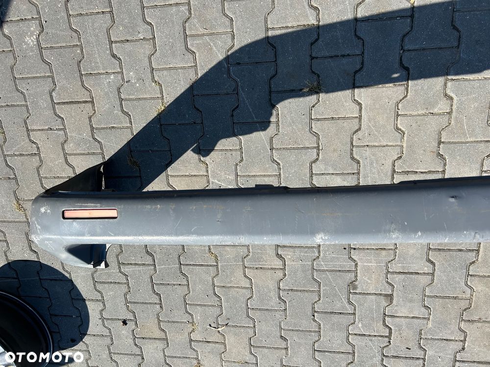 Volkswagen T5 zderzak tył tylny - 8